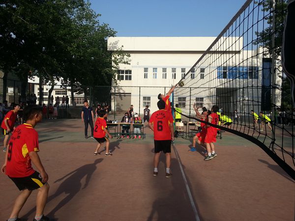 公海gh555000aa线路检测校排球赛首场取得优异成绩