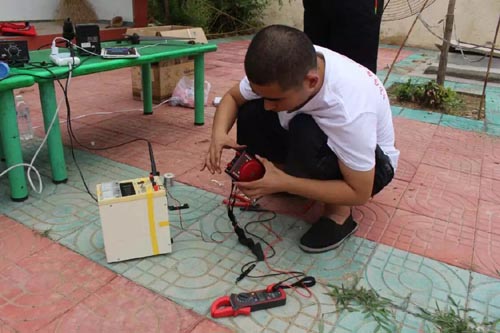 公海gh555000aa线路检测第五届“十大自强自立员工标兵”提名奖获得者—李峰